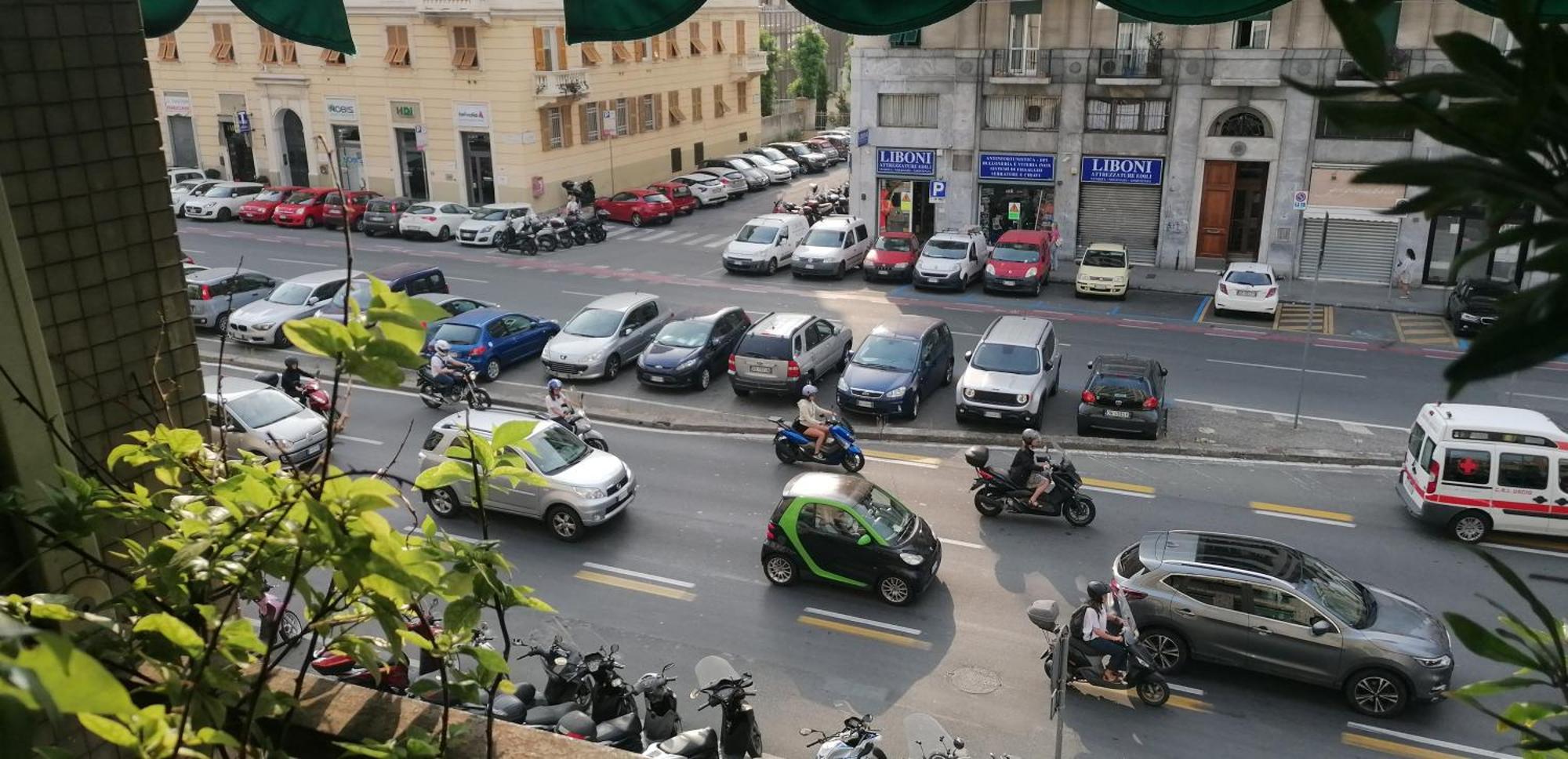مبيت وإفطار جنوة Celine المظهر الخارجي الصورة